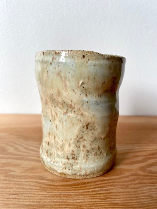 Speckled Wavy Tea Cup