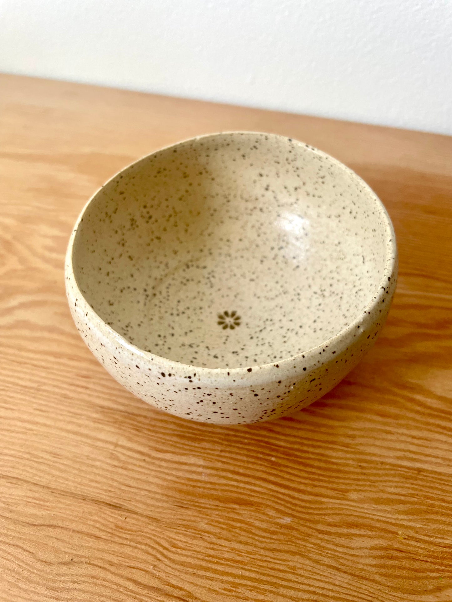 Nesting Pebble Dip Bowls