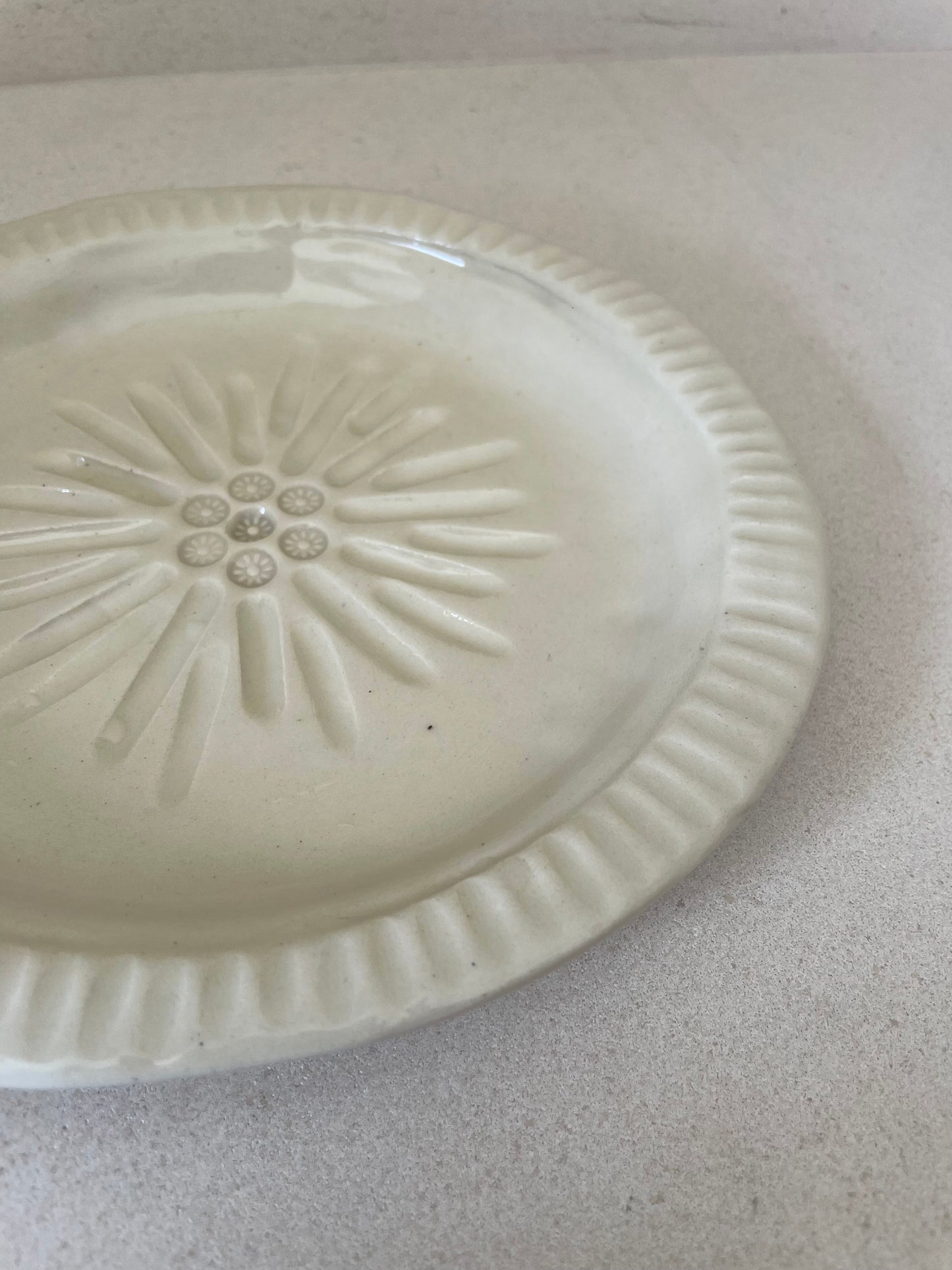 White Geometric Sunburst Plate