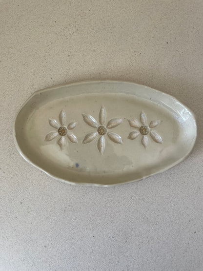 Small Daisy Soap Dish