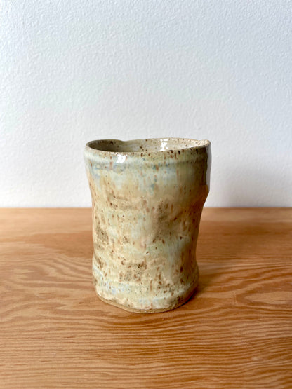 Speckled Wavy Tea Cup