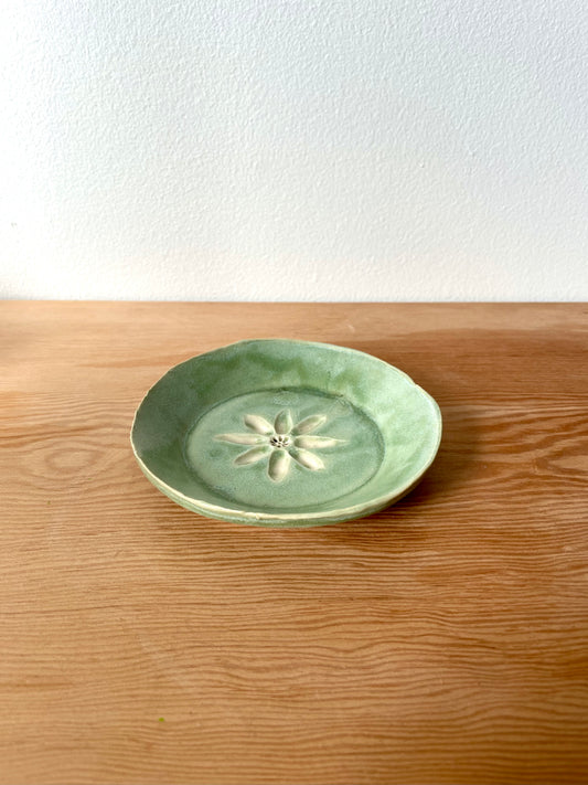 Green Daisy Dish