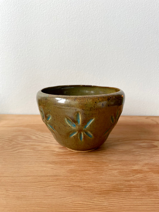 Large Gaucamole Bowl
