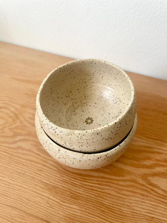 Nesting Pebble Dip Bowls